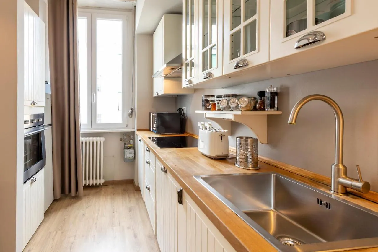 Fcm Tourism Apartment Milan Italy
