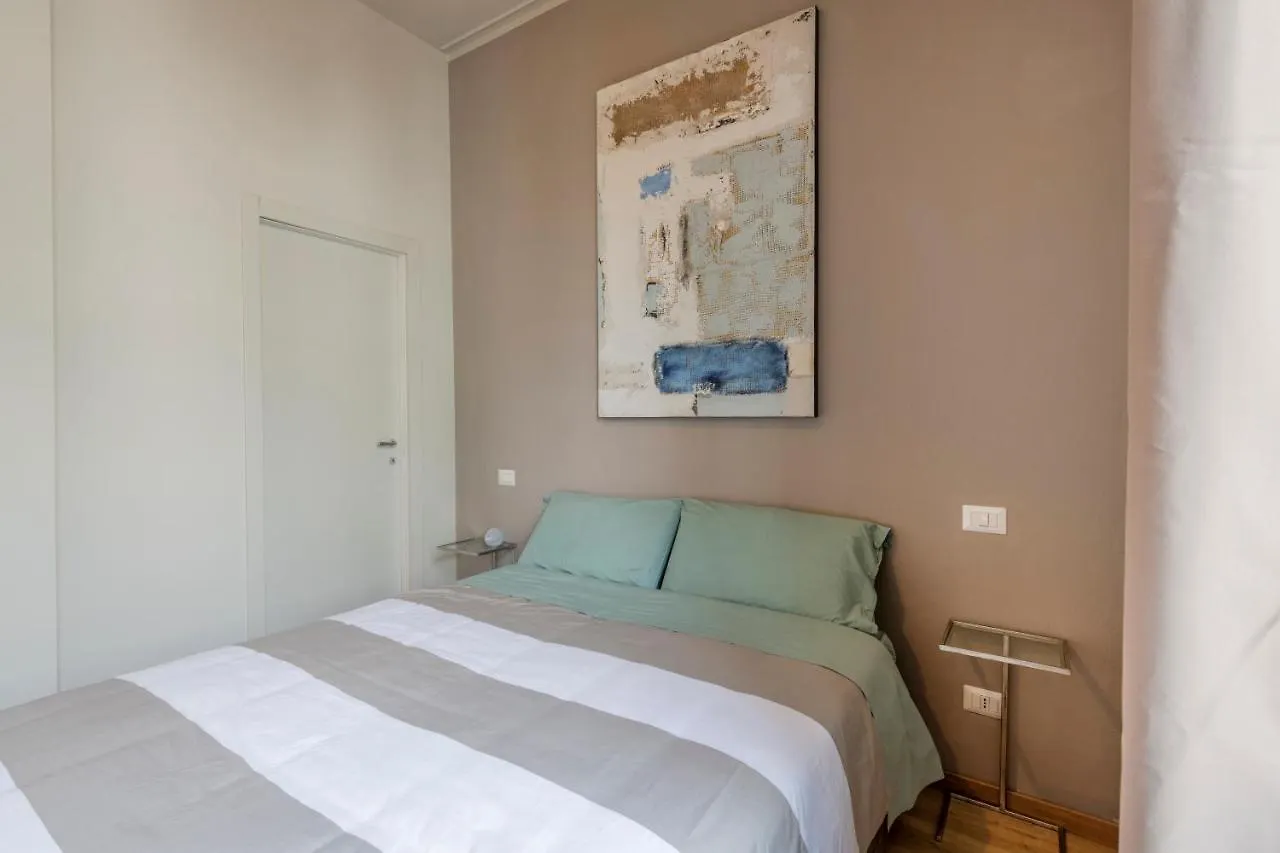 Fcm Tourism Apartment Milan