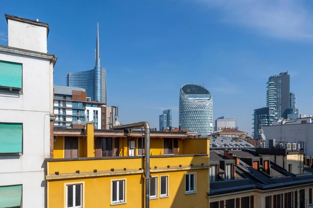 Fcm Tourism Apartment Milan Italy